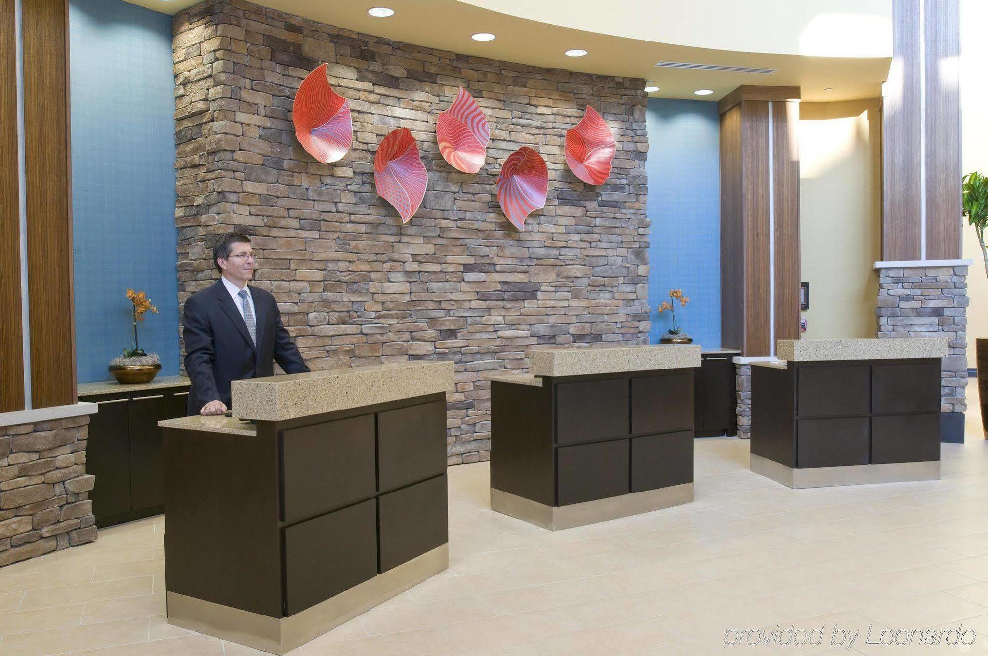 Embassy Suites Columbus - Airport Interior photo